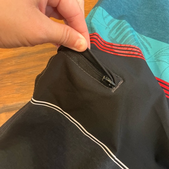 Burnside men’s swim trunks 34 waist blue black colorblock zippered pocket nice! - Picture 3 of 10